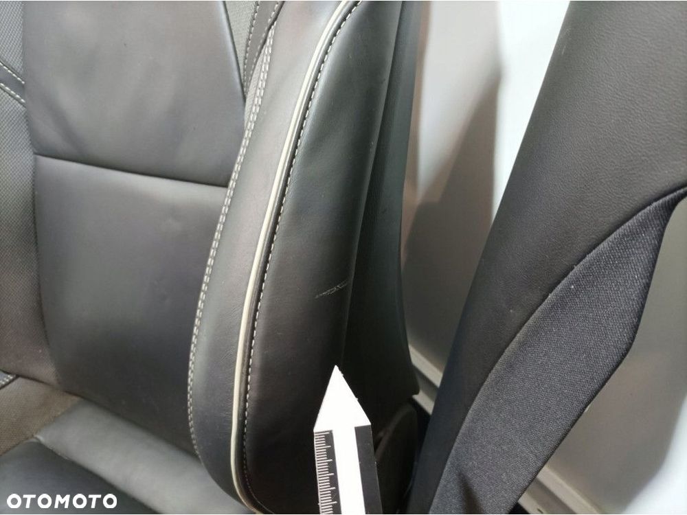 VOLVO XC60 II FOTELE KANAPA KOMPLET SKÓRA BOCZKI DRZWI R-DESIGN - 15