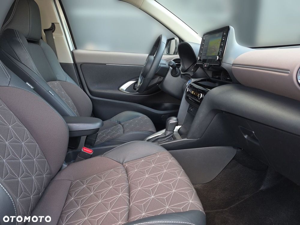 Toyota Yaris Cross - 24