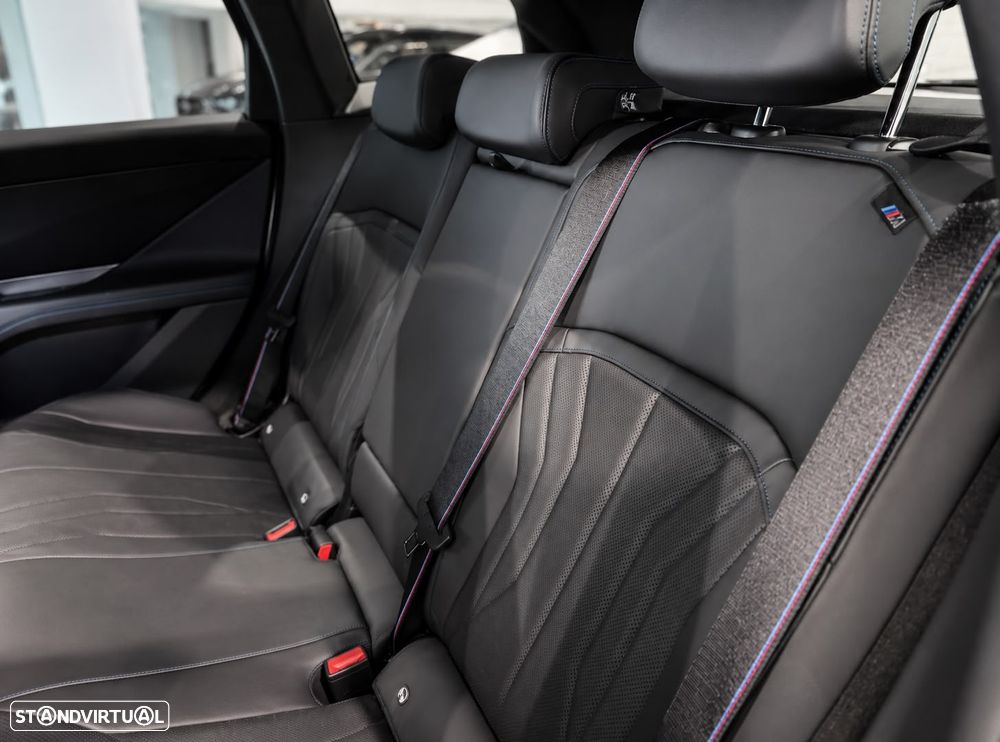 BMW iX3 50 xDrive Pack Desportivo M Pro — fotografia 18