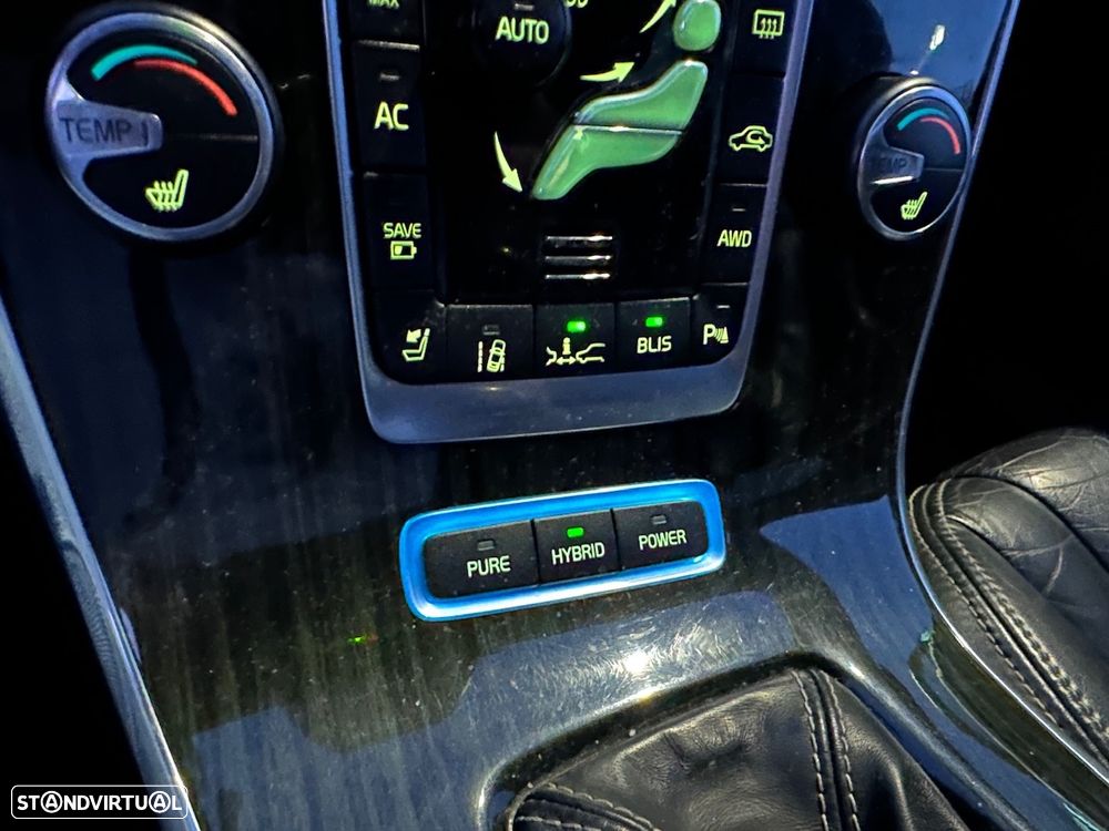 Volvo V60 D6 Plug-In-Hybrid AWD Geartronic Pure Limited - 22