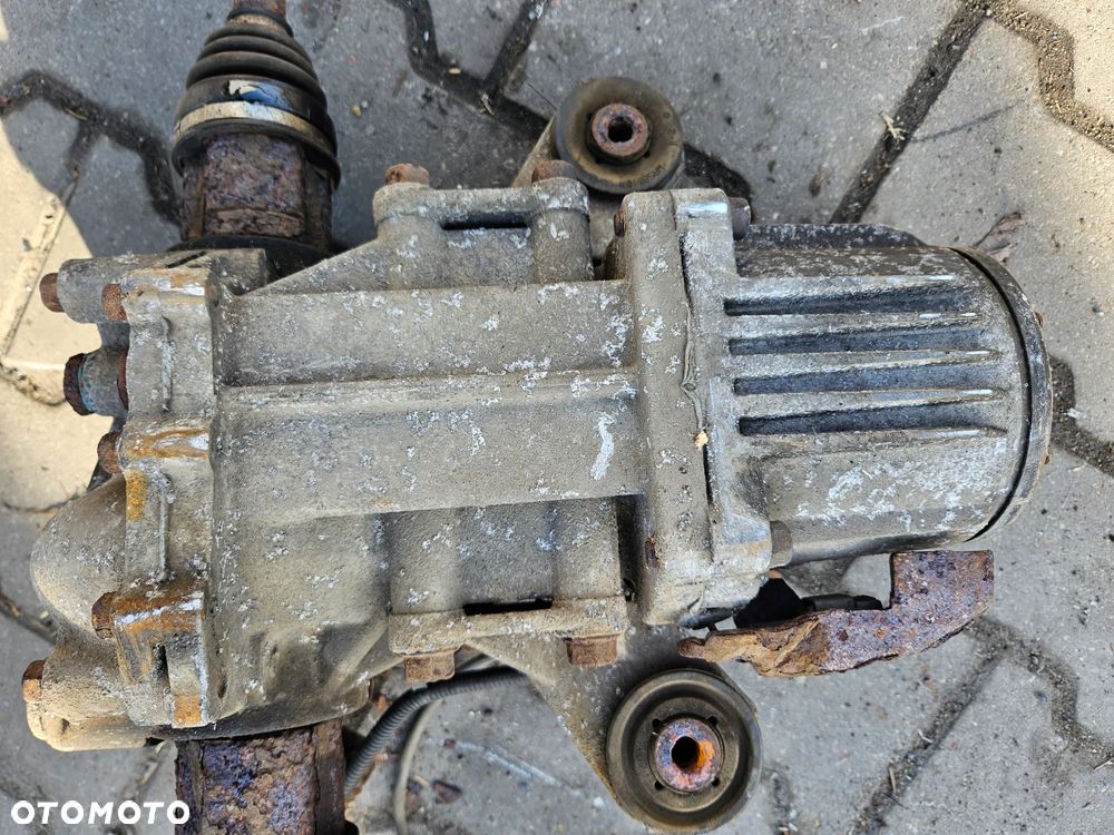 Mitsubishi  ASX Outlander II  1.8 2.0 DiD Di-D 2.0D  dyfer most tył  2.352 - 10