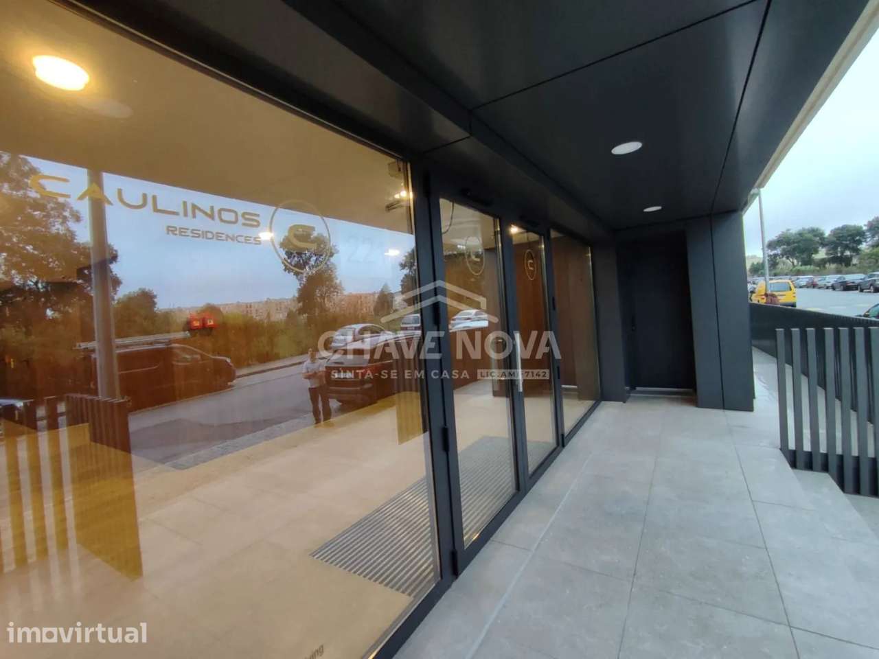 Apartamento T0+1 Novo c/ Garagem - Empreendimento Caulinos Residences - Grande imagem: 4/20