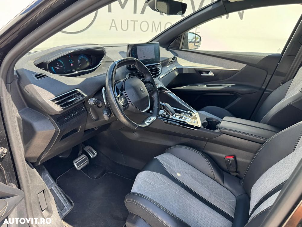 Peugeot 3008 PHEV 300 EAT8 4X4 GT - 8