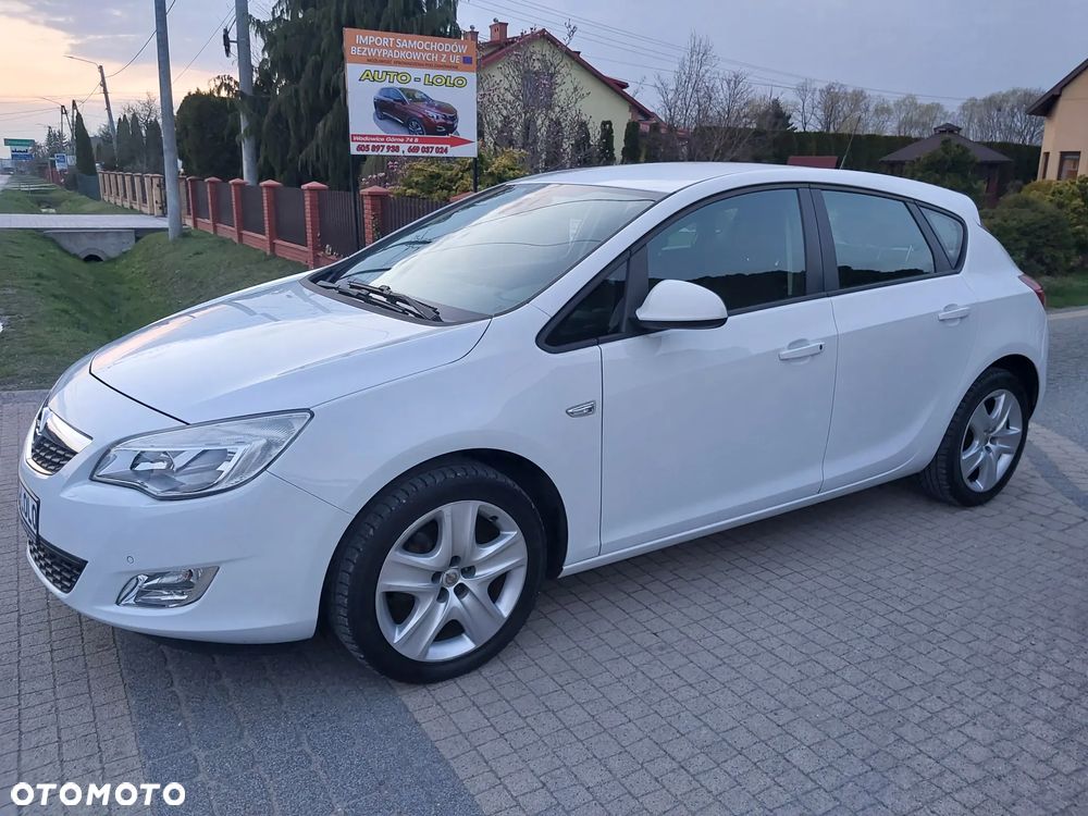 Opel Astra - 2