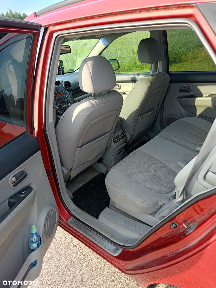 Kia Carens 2.0 EX - 7
