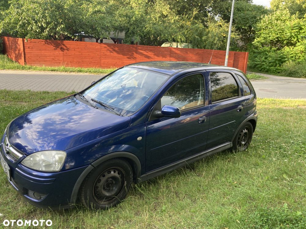 Opel Corsa 1.2 16V Cosmo - 3