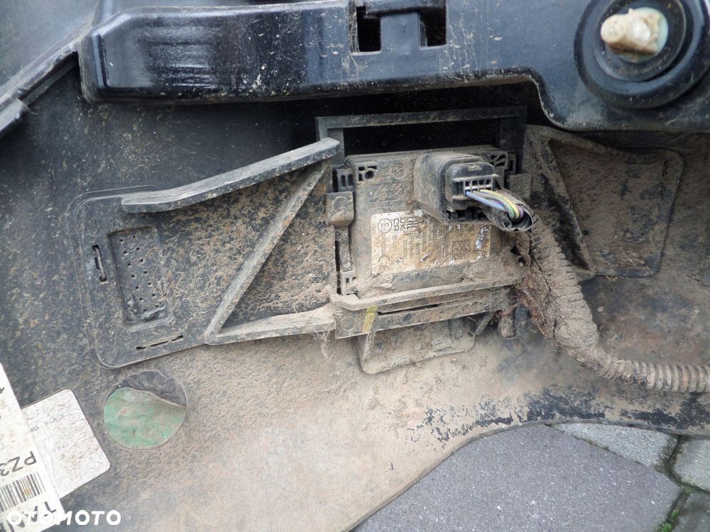 ford transit custom mk2 2024r zderzak tylny pdc asystent martwego pola - 9