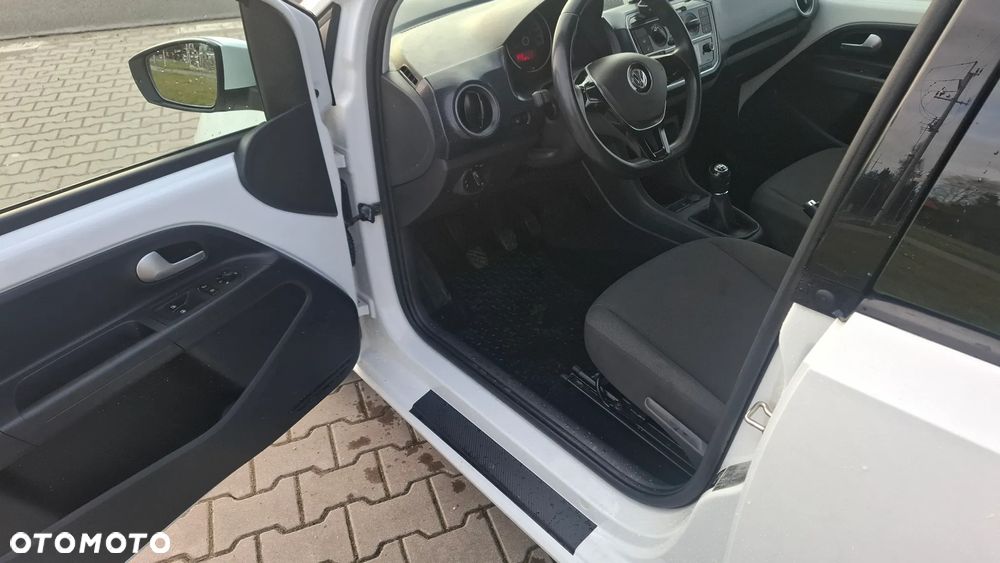 Volkswagen up! 1.0 high - 6