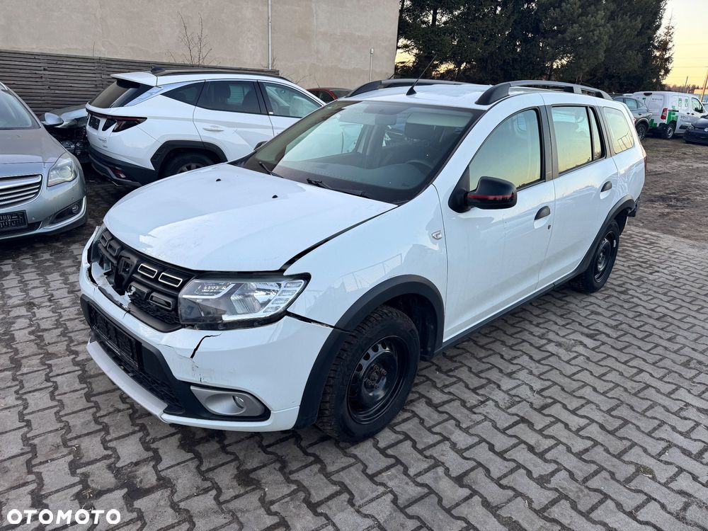 Dacia Logan TCe 90 (S&S) Stepway - 1