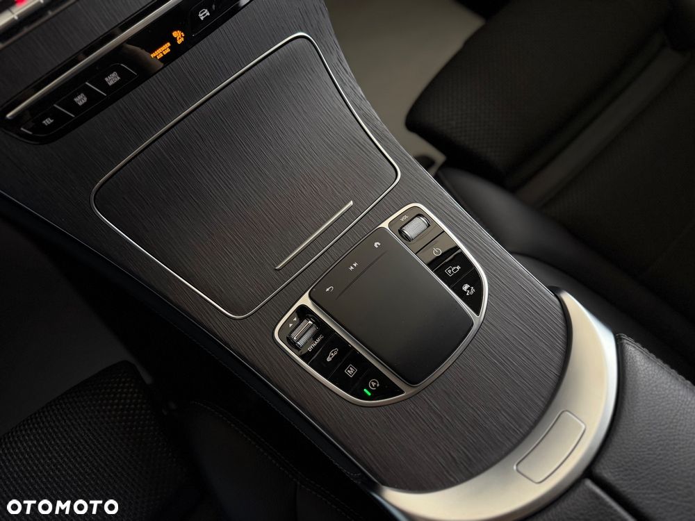 Mercedes-Benz GLC 200 d Business Edition - 15
