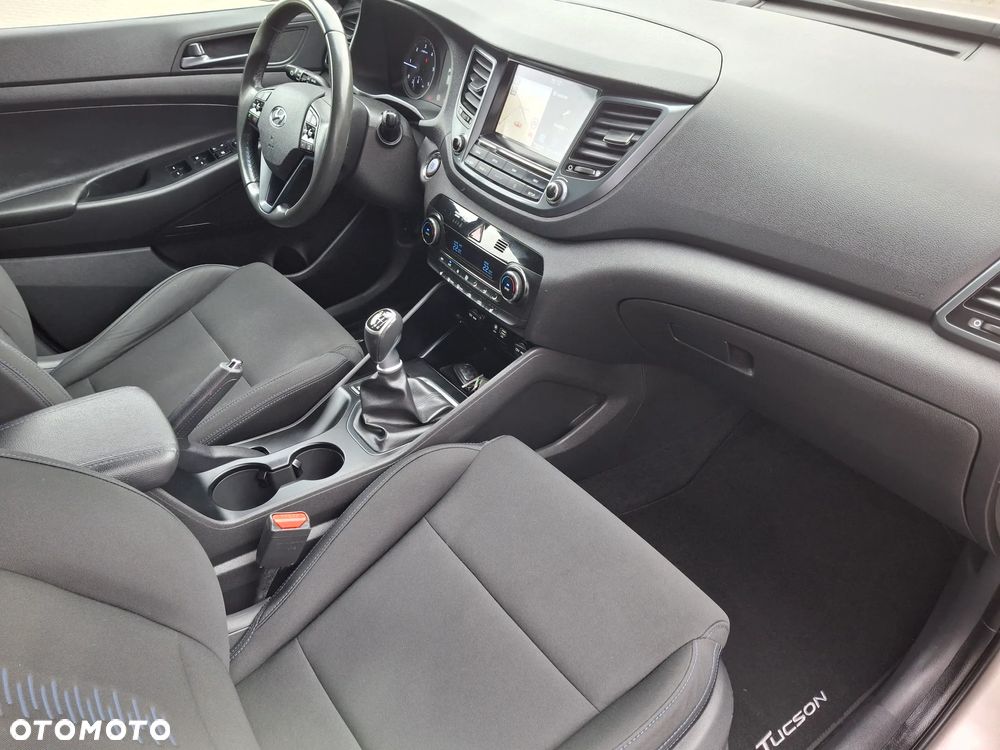 Hyundai Tucson blue 1.7 CRDi 2WD Passion - 25