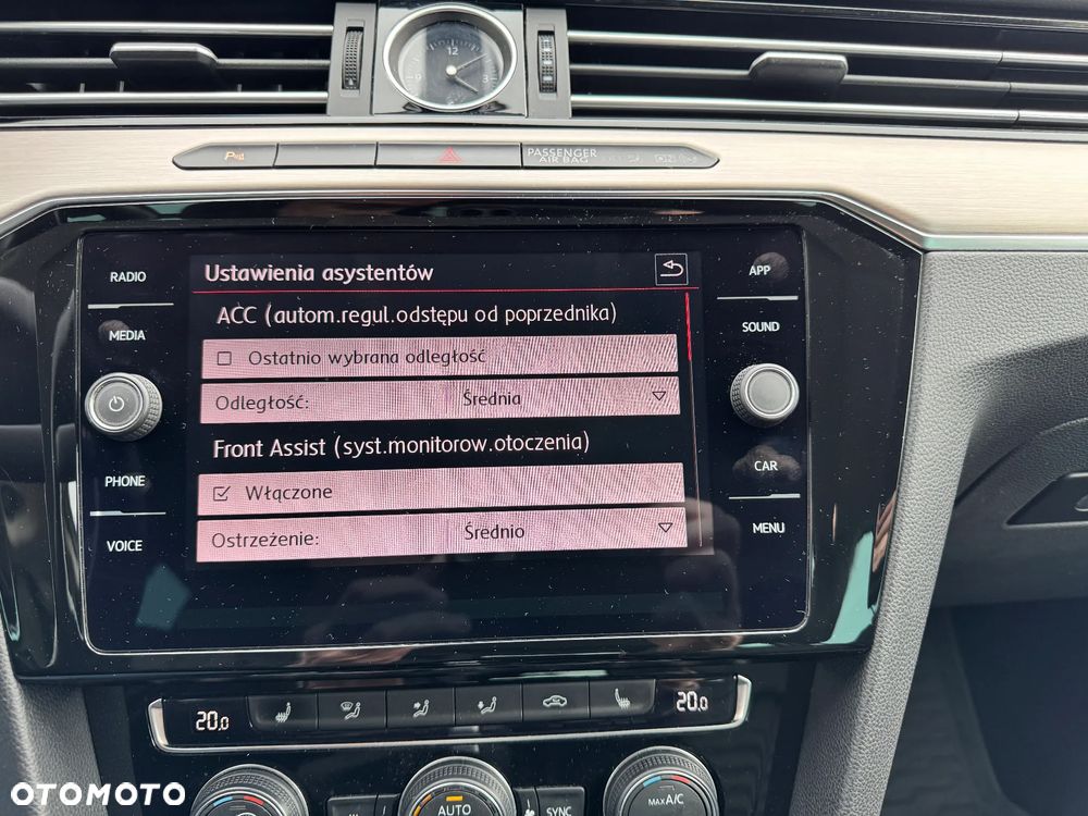 Volkswagen Passat Alltrack 2.0 TDI SCR 4Motion DSG - 25