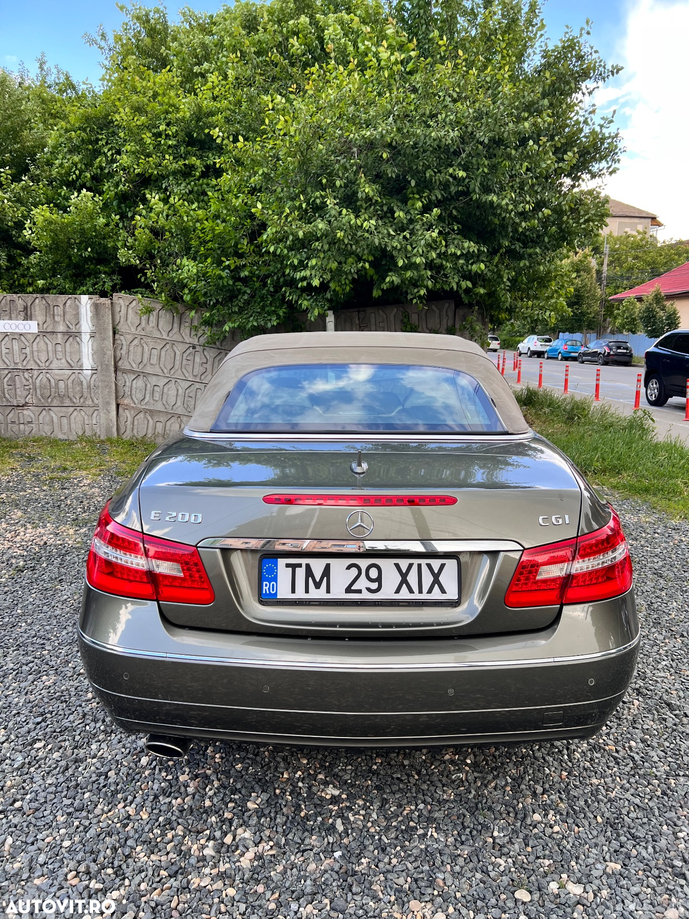 Mercedes-Benz E 200 CGI BlueEfficiency Automatik - 12