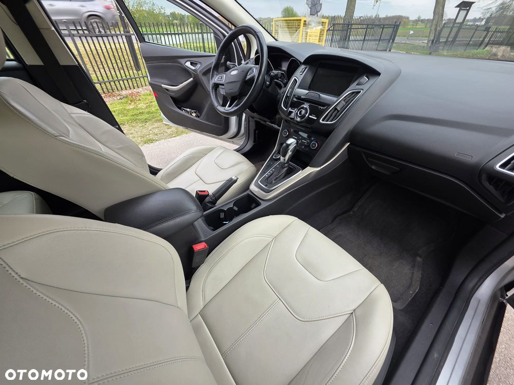 Ford Focus - 18