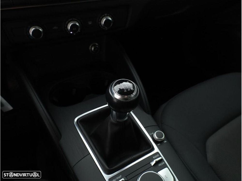 Audi A3 Sportback 30 TDI - 19