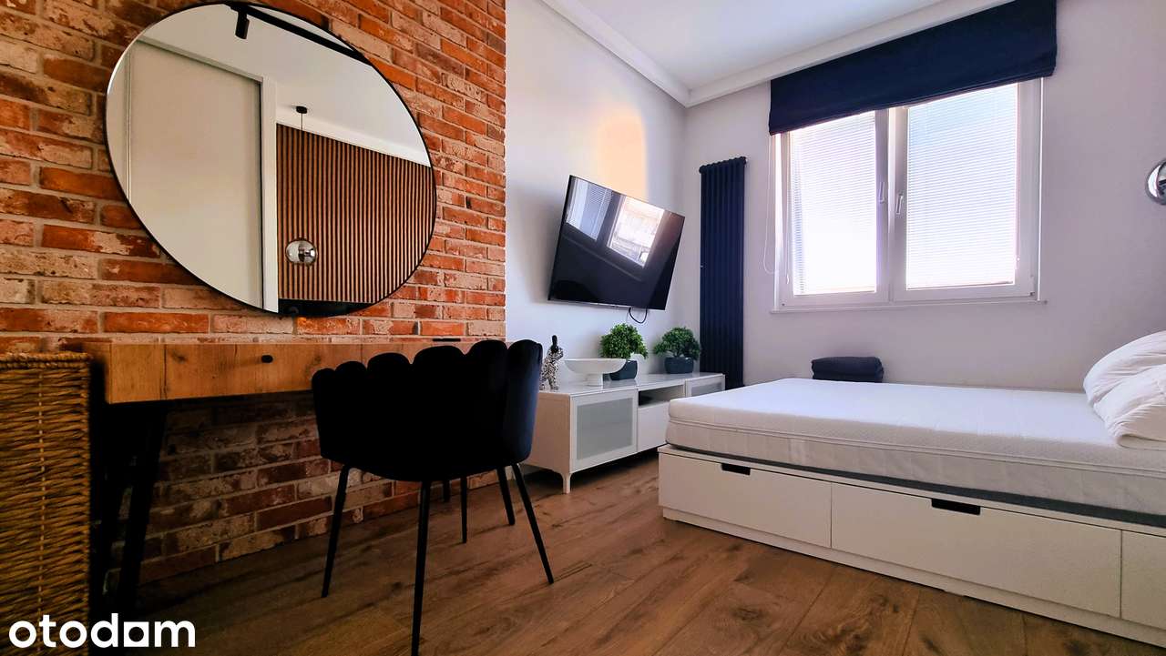 Jasne_przestronne_2_komfortowe_pokoje_balkon_oddzielna_kuchnia