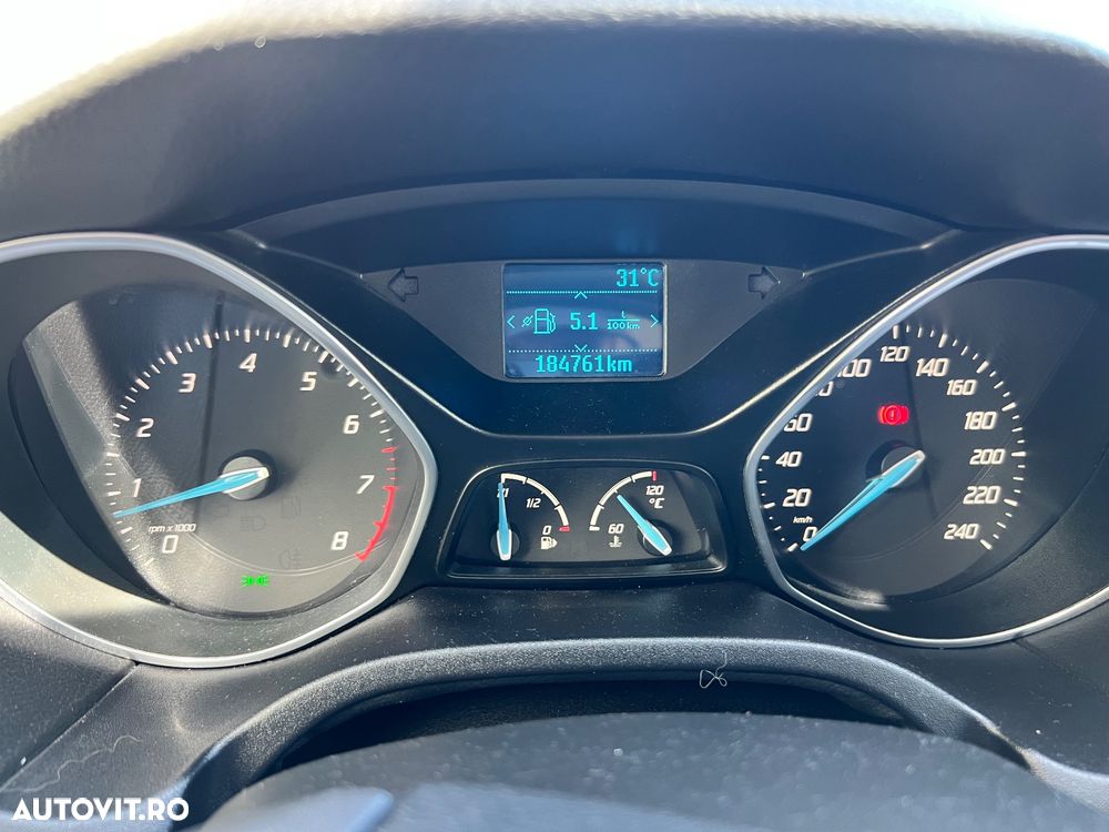 FORD Focus 2012 — imagine 30