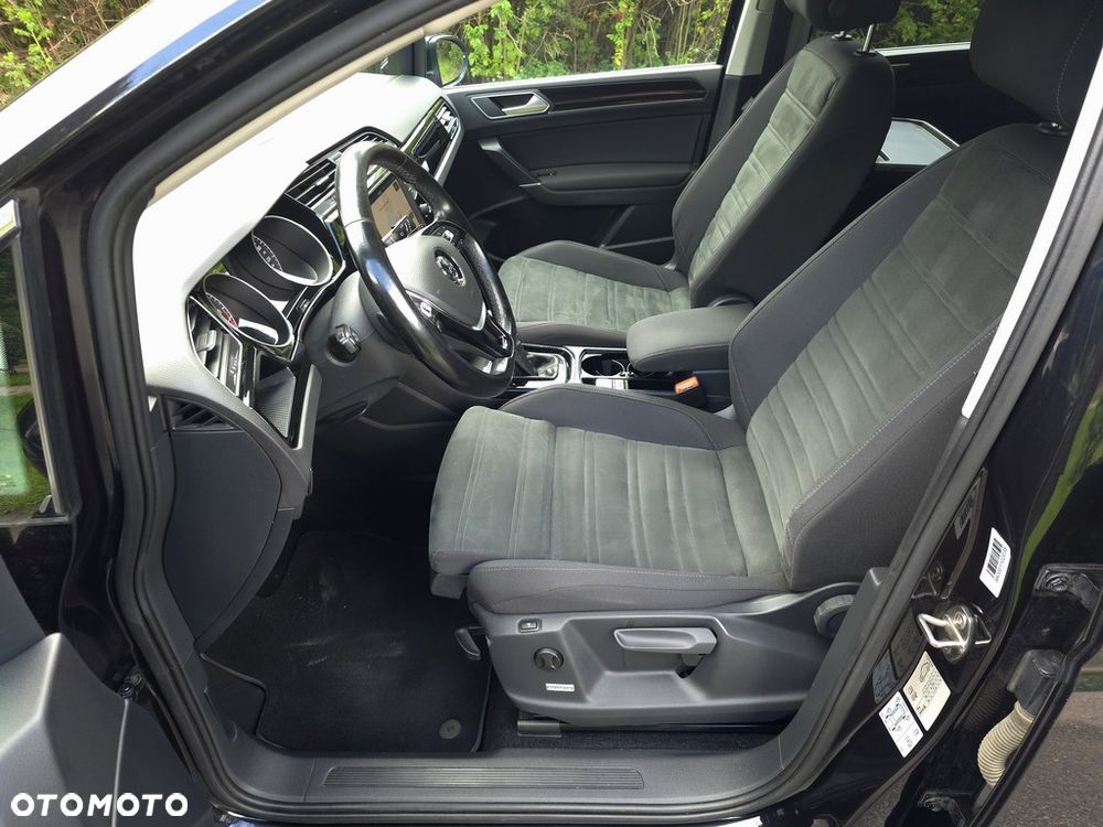 Volkswagen Touran 2.0 TDI BMT Highline DSG - 9