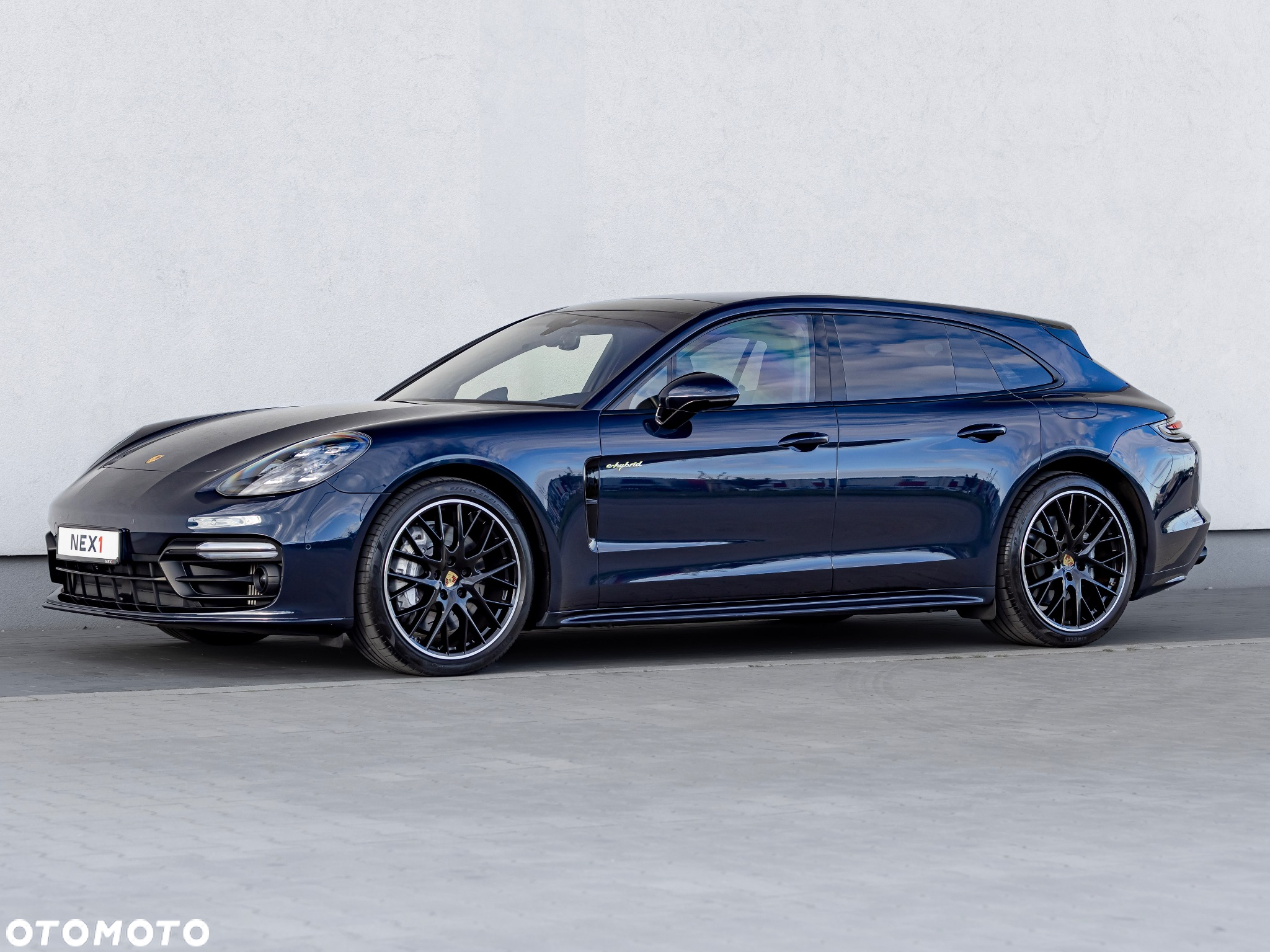 Porsche Panamera 4 10 Years Edition - 14