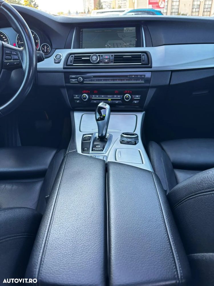 BMW Seria 5 520d Touring Aut. - 12