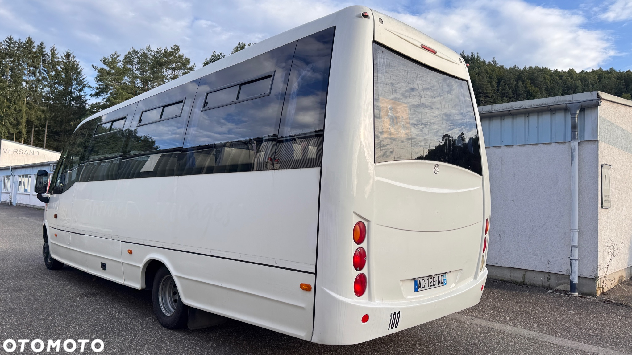 Iveco Wing /34 miejsca /mały przebieg /Cena:109000 zł netto - 3