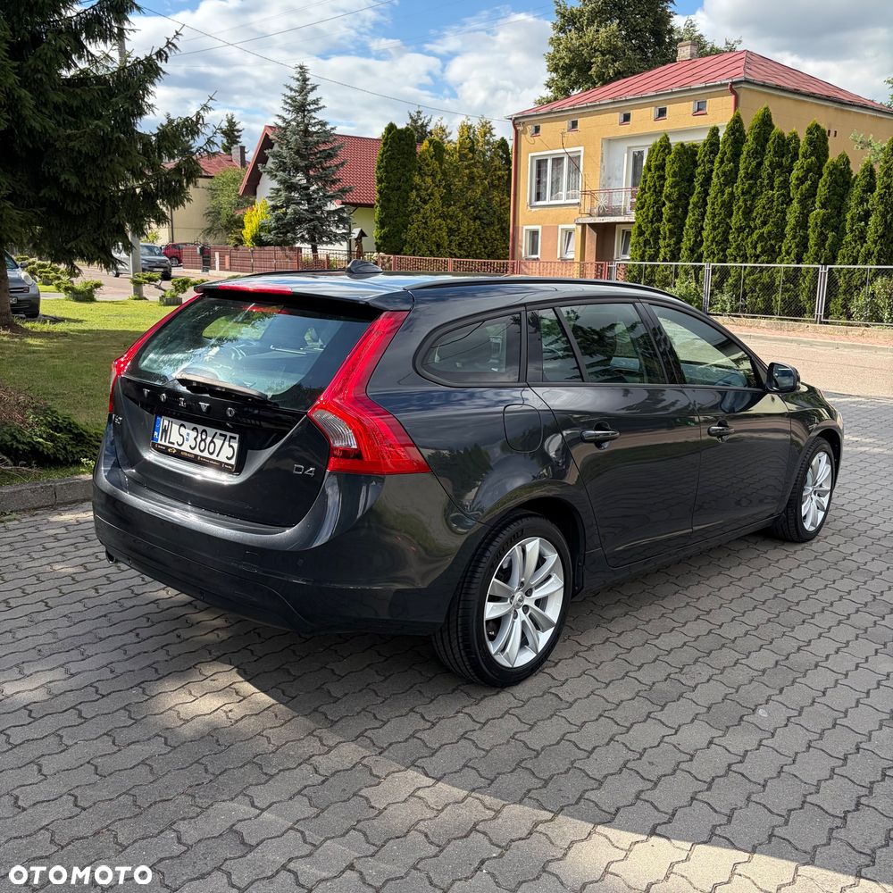 Volvo V60 D4 Business Edition - 6
