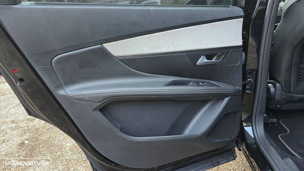 Peugeot 5008 1.5 BlueHDi GT EAT8 - 50