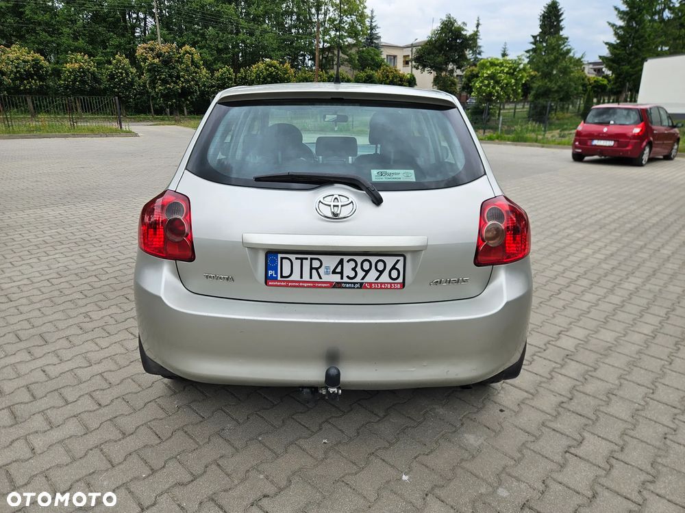 Toyota Auris 1.4 D-4D Luna - 8