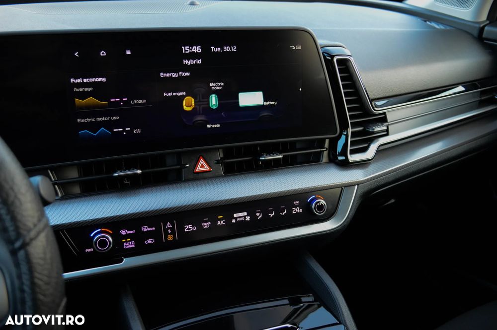 Kia Sportage 1.6T-GDI Hybrid 2WD Aut. Spirit - 16