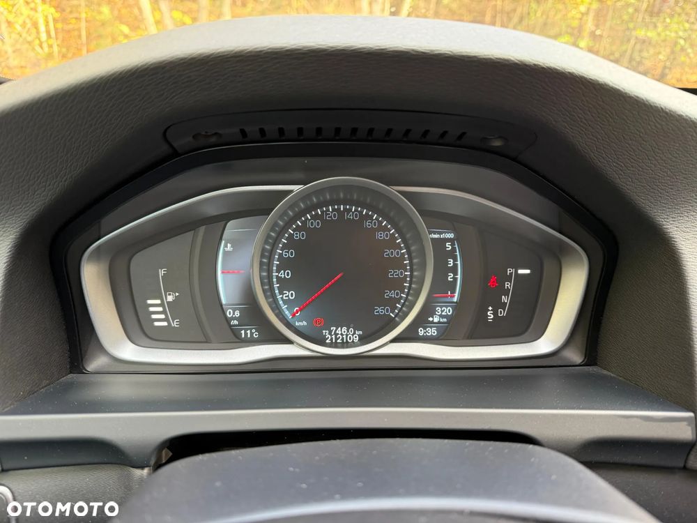 Volvo V60 D4 Drive-E Kinetic - 12