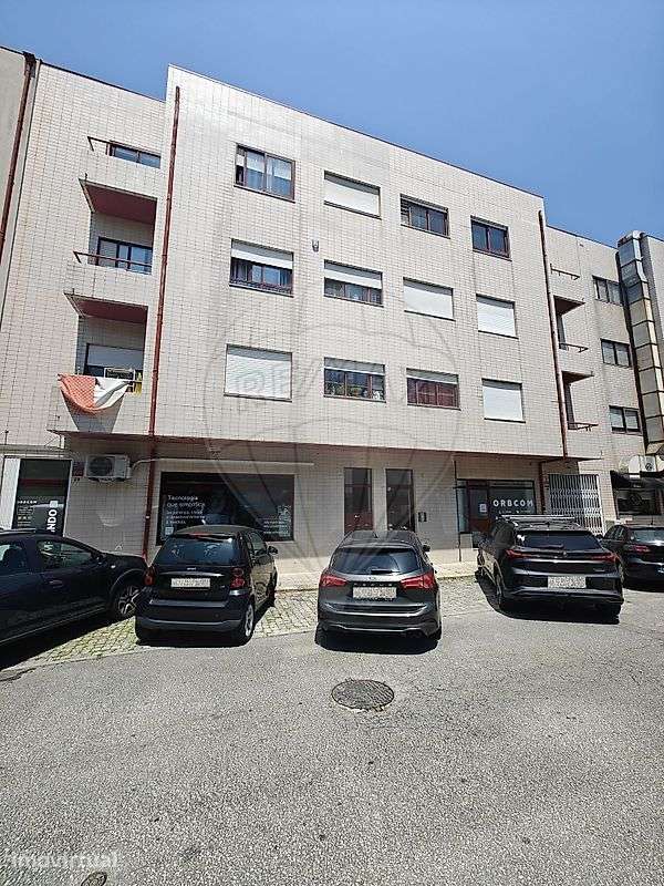 Apartamento T1 para arrendamento - Grande imagem: 2/17