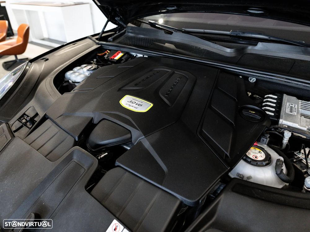Porsche Cayenne E-Hybrid - 21