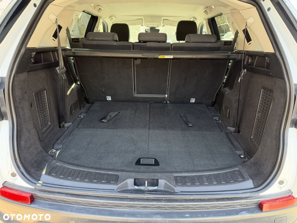 Land Rover Discovery Sport - 23