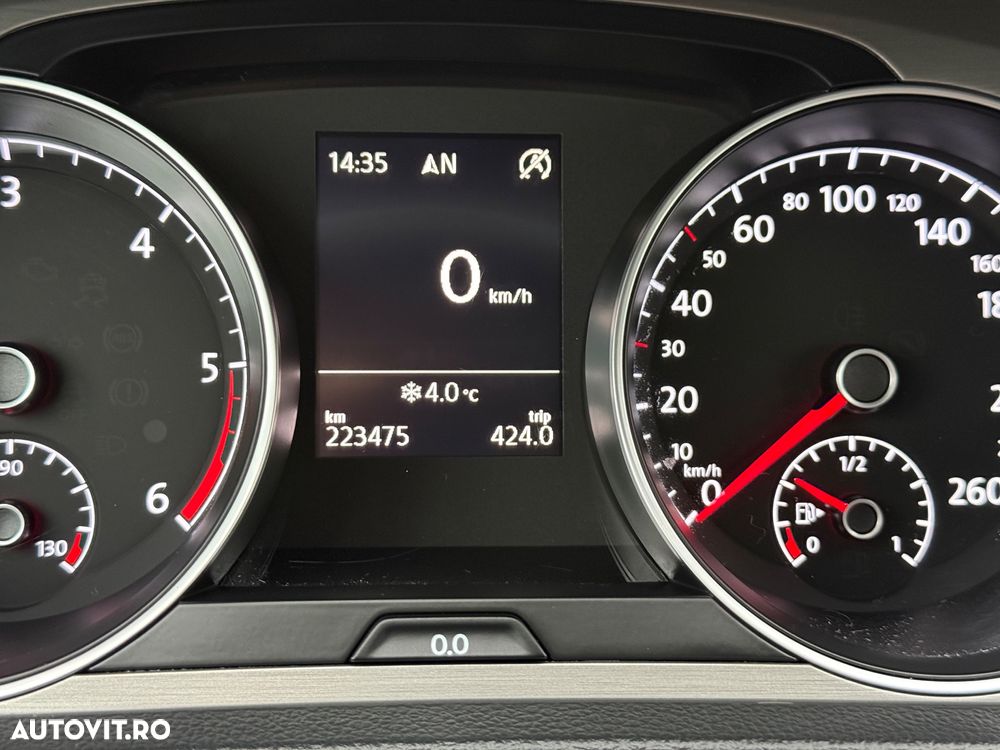 Volkswagen Golf Variant 1.6 BlueTDI DSG Comfortline - 19