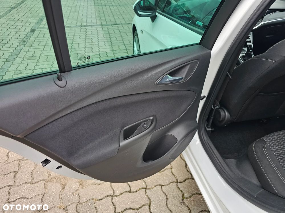 Opel Astra - 21