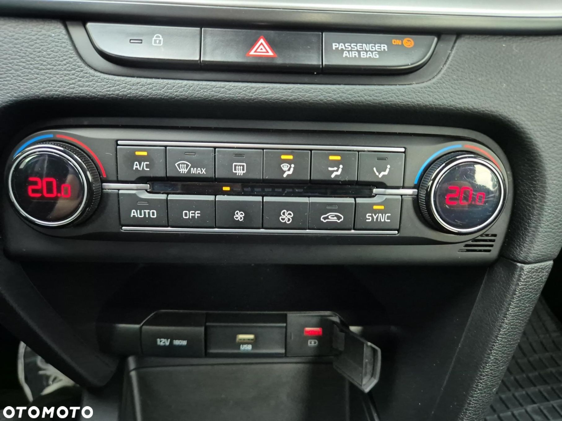 Kia Ceed 1.5 T-GDI M - 21