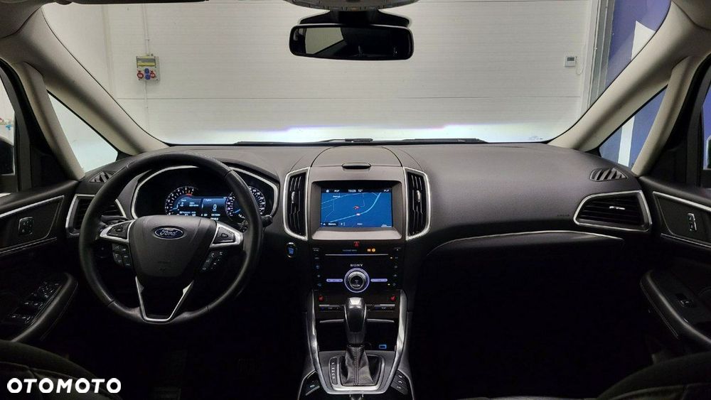 Ford S-Max 2.0 TDCi 4WD Titanium PowerShift - 15