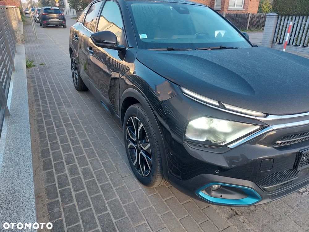 Citroën C4 e-C4 156 Extended-Range MAX - 3