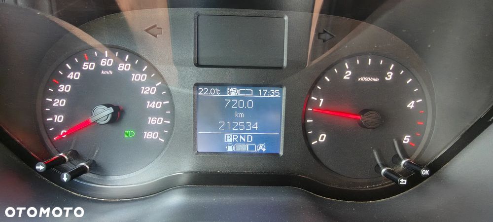 Mercedes-Benz Sprinter - 12