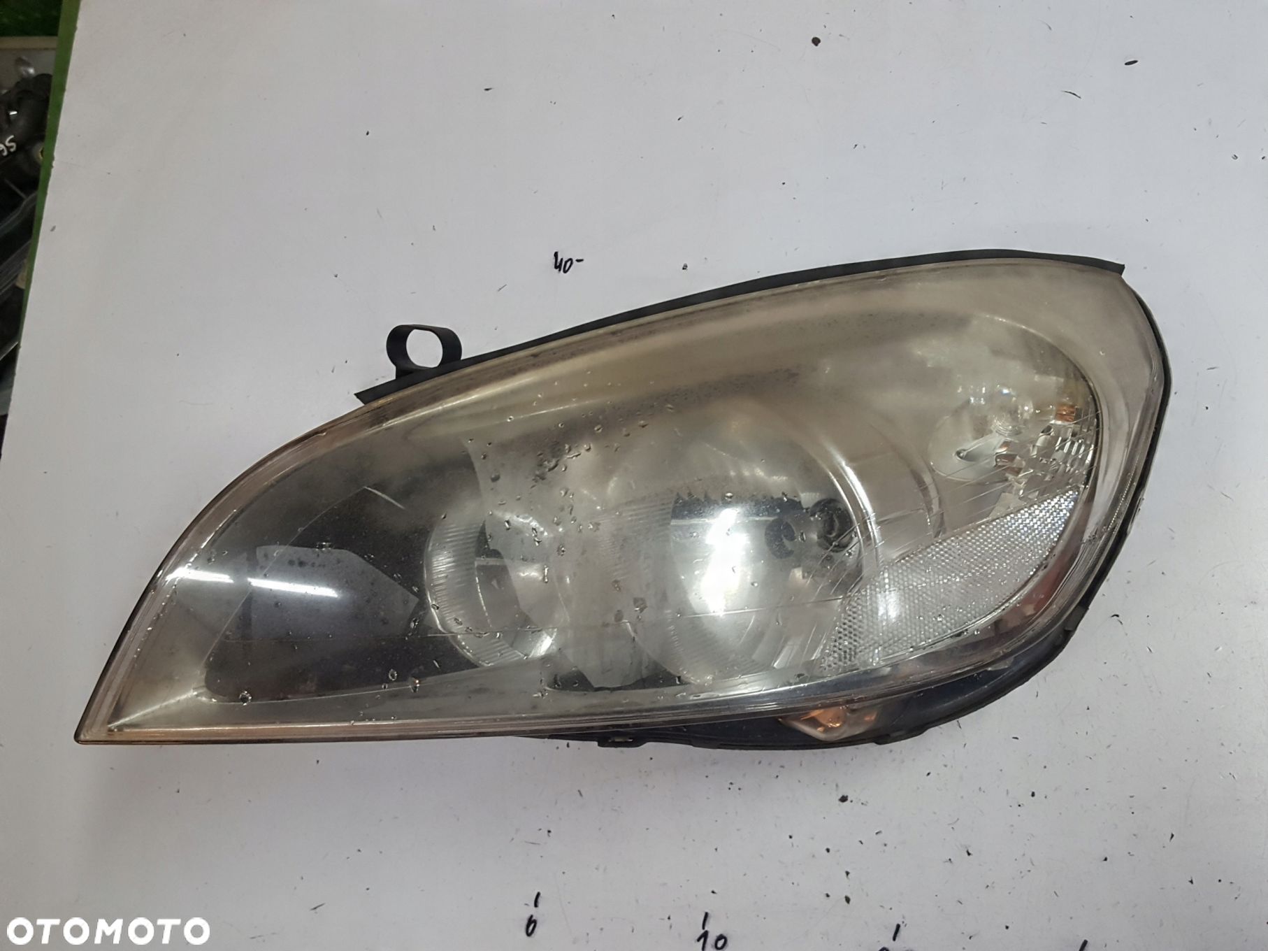 VOLVO S60 II V60 10-13r LAMPA LEWA PRZÓD ANGLIK 31299996 - 1