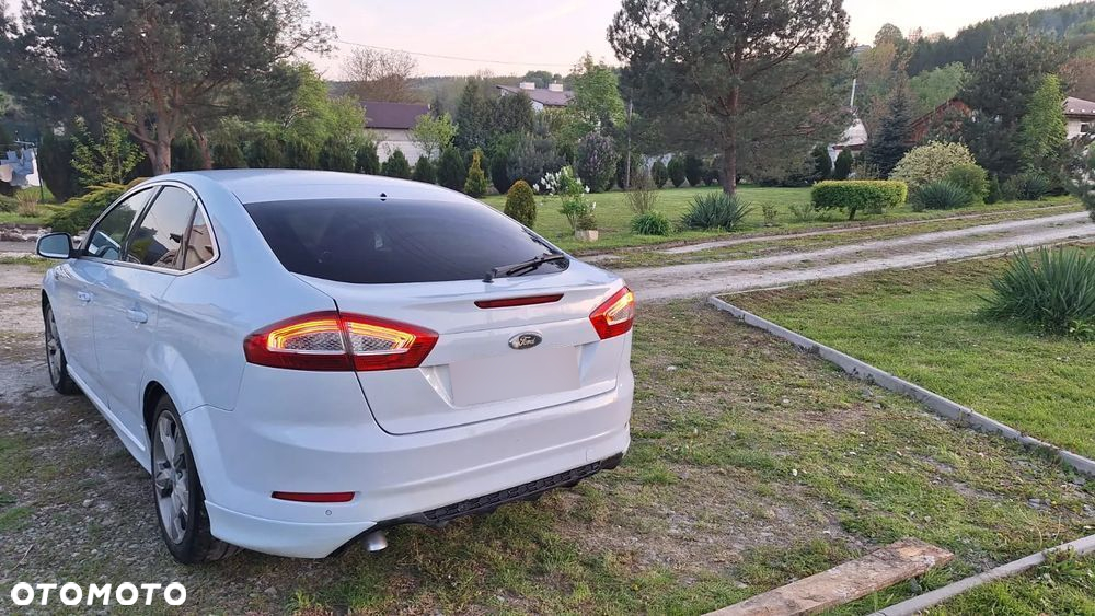 Ford Mondeo 2.0 TDCi Titanium - 9