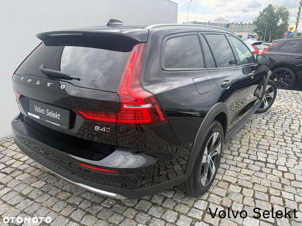 Volvo V60 Cross Country - 35