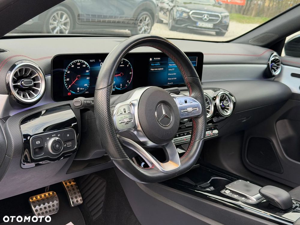 Mercedes-Benz CLA 200 d 8G-DCT AMG Line - 12