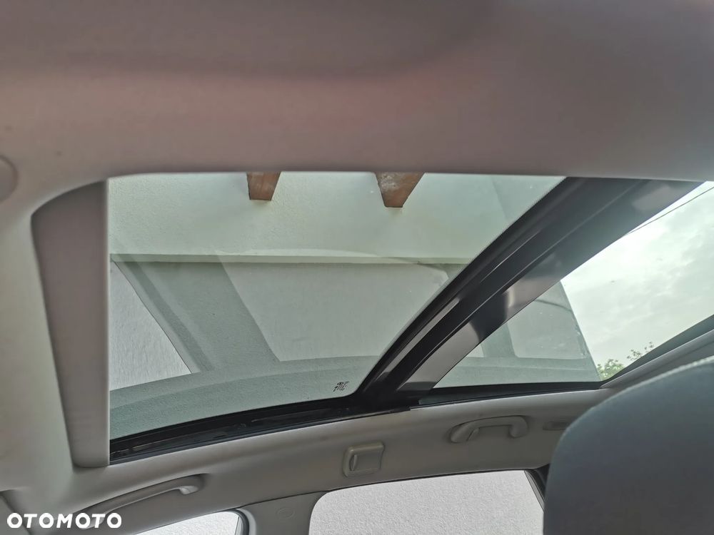 Hyundai i30 1.6 CRDi Premium - 28