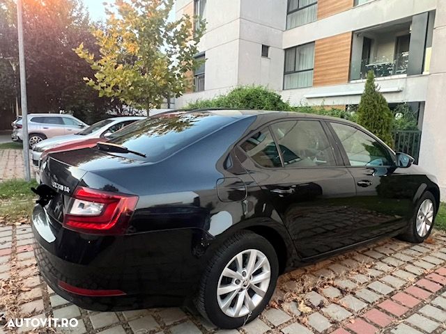 Skoda Octavia 1.4 TSI DSG Ambition - 6