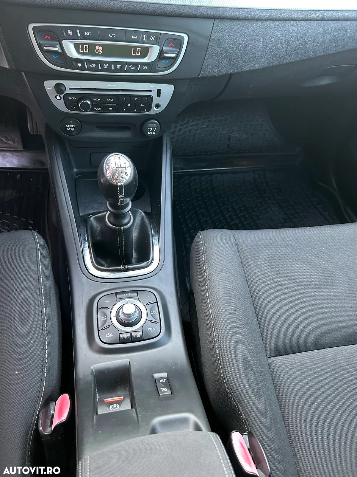 Renault Megane 1.5 dCi Dynamique - 11