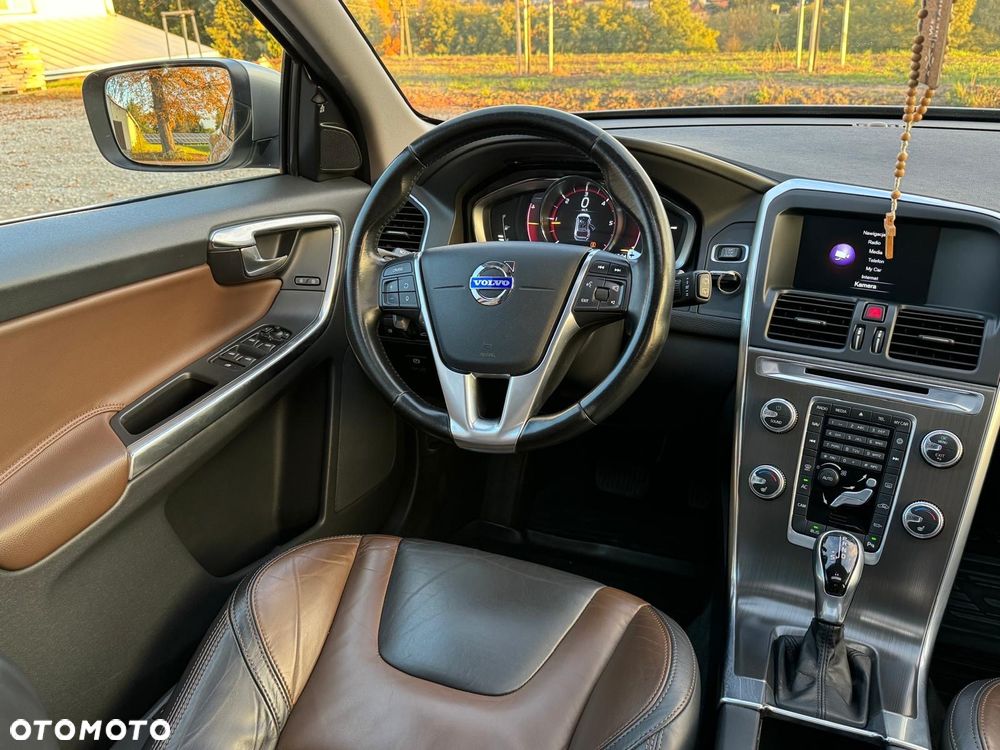 Volvo XC 60 D4 Geartronic Summum - 30