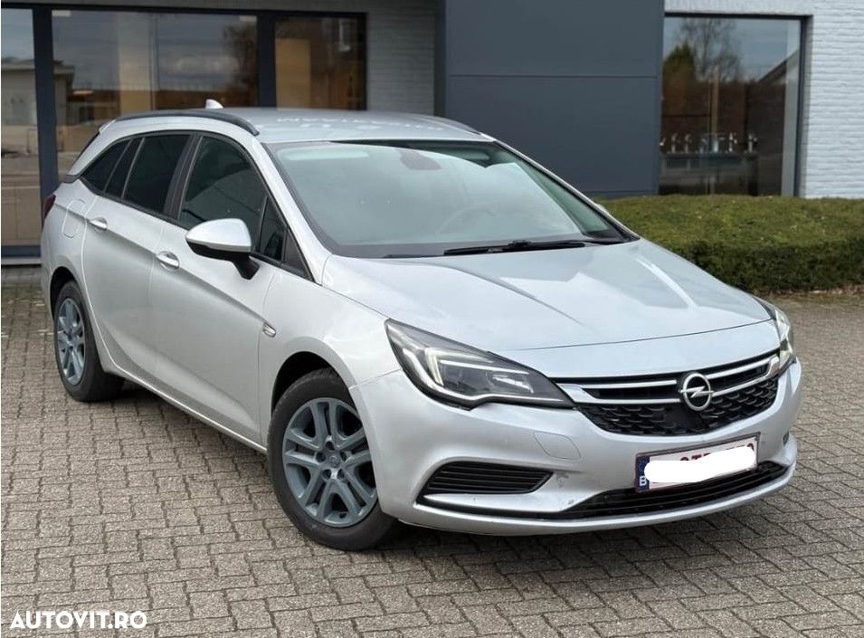 Opel Astra 1.6 D (CDTI) Dynamic - 2