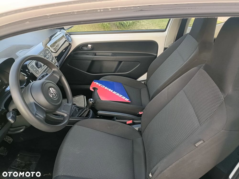 Volkswagen up! - 11