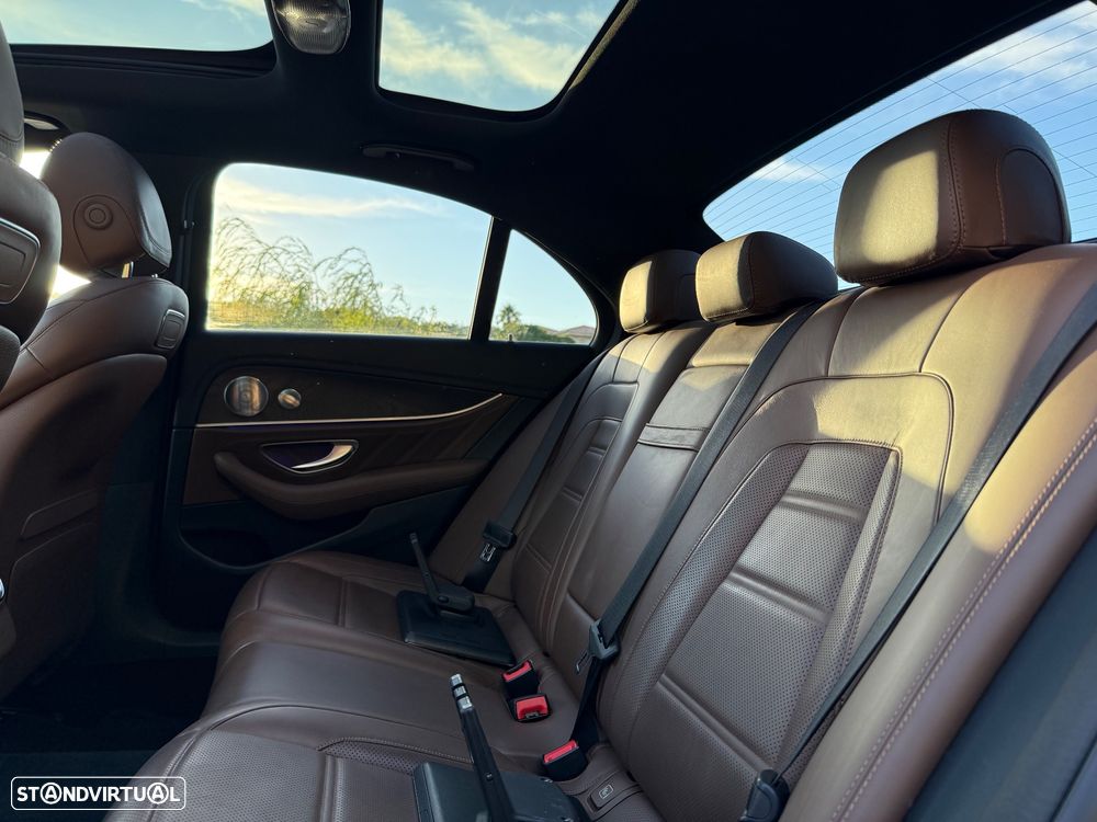 Mercedes-Benz E 63 AMG S 4-Matic+ - 22